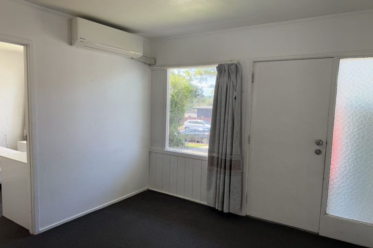 Photo of property in 6 Eban Avenue, Hillcrest, Auckland, 0627