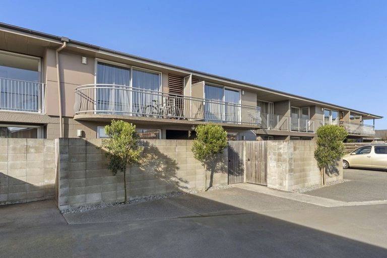 Photo of property in 9 Siddal Place, Richmond, Christchurch, 8013