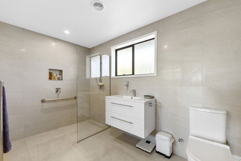 Photo of property in 19 Shandon Street, Roseneath, Port Chalmers, 9023