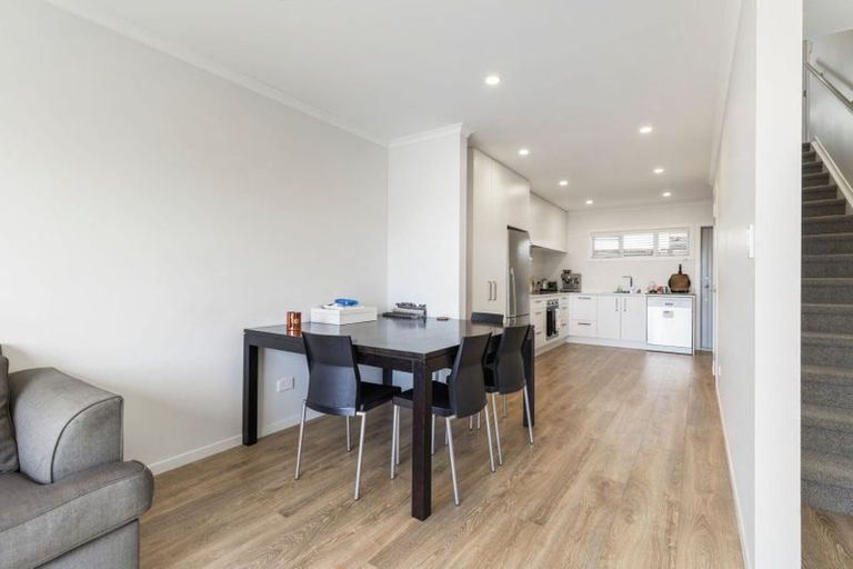 Photo of property in 15/19 Ruakiwi Road, Hamilton Lake, Hamilton, 3204