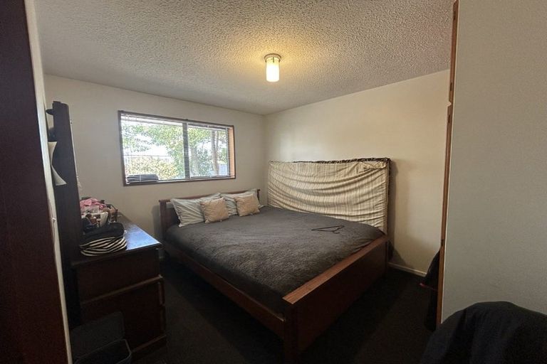 Photo of property in 2/48 Division Street, Riccarton, Christchurch, 8041