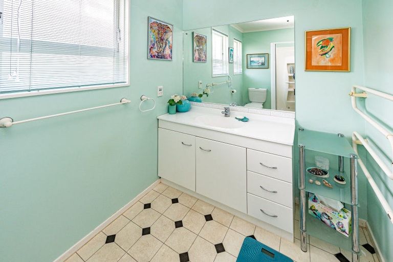 Photo of property in 5a Alexa Place, Saint Johns Hill, Whanganui, 4500