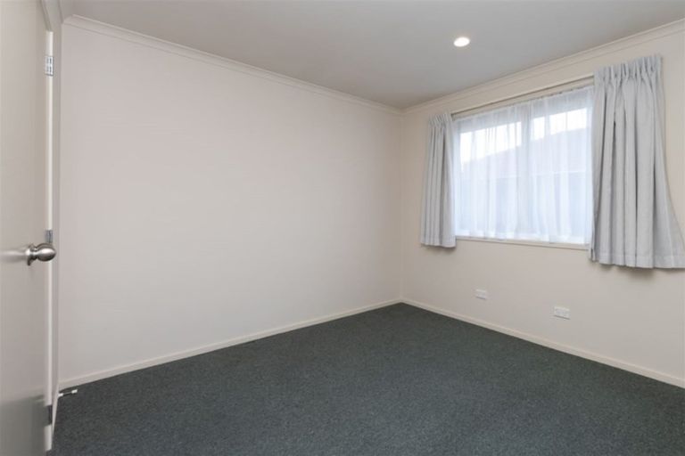Photo of property in 8 Grevillea Place, Melville, Hamilton, 3206