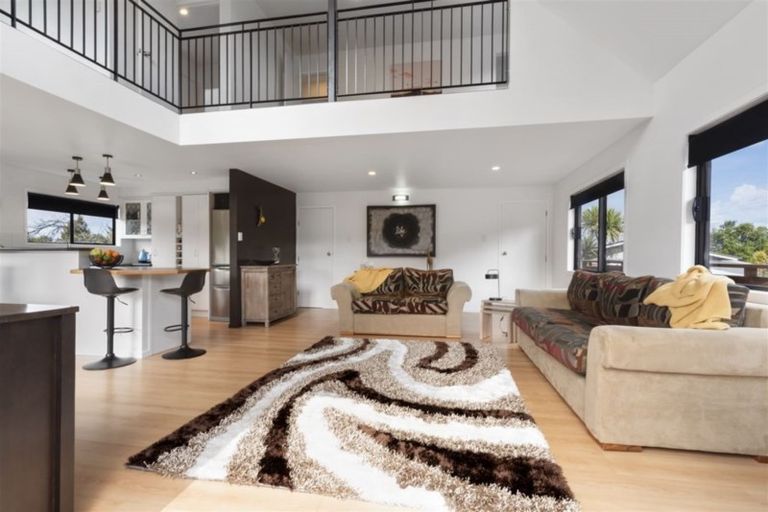 Photo of property in 42 Weza Lane, Kumeu, 0810