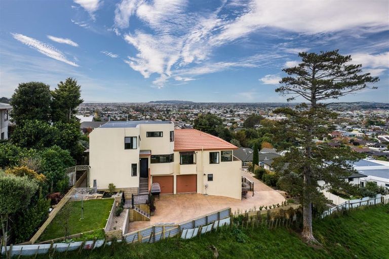 Photo of property in 89a Churchill Drive, Taradale, Napier, 4112