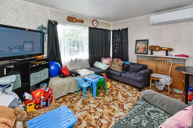 Photo of property in 11 Cheviot Street, Mangere East, Auckland, 2024