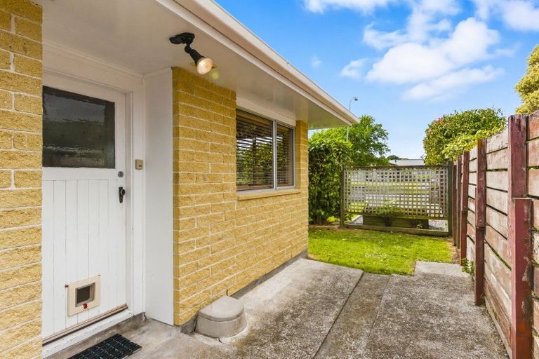 Photo of property in 26a Matai Street, Waikanae, 5036