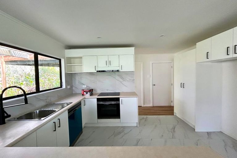 Photo of property in 191 Popes Road, Takanini, 2105