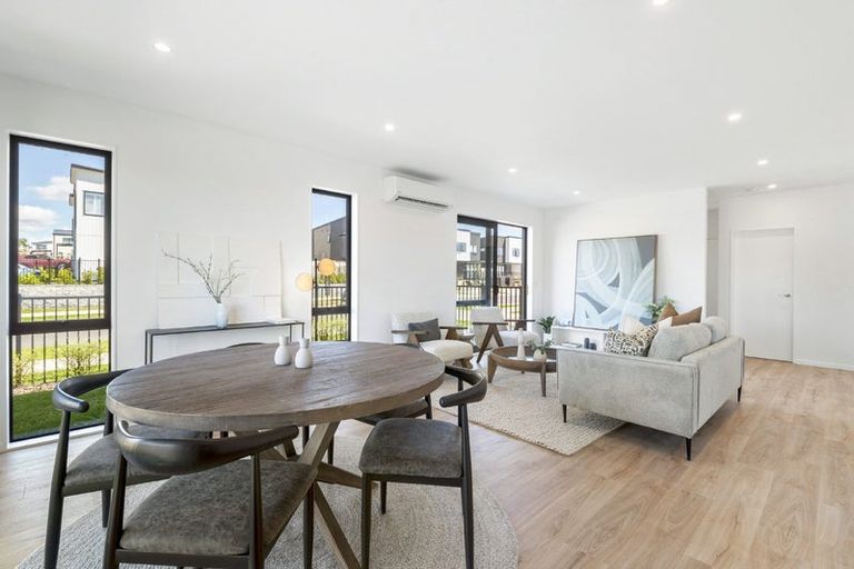 Photo of property in 19 Karamu Street, Flat Bush, 2019