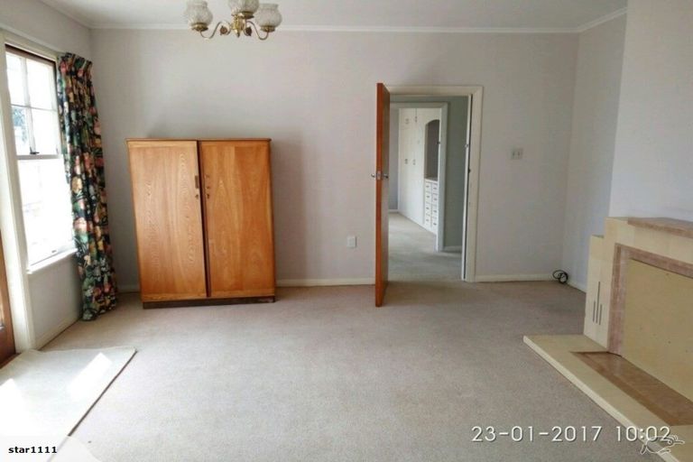 Photo of property in 147 Avonhead Road, Avonhead, Christchurch, 8042