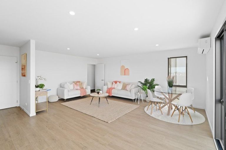 Photo of property in 2 Tarata Way, Lower Shotover, 9304