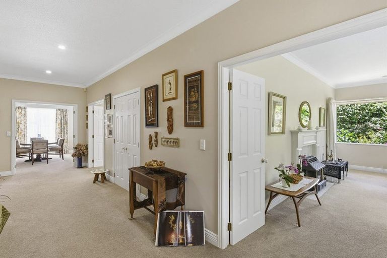 Photo of property in 9 Maple Lane, Waikanae, 5036