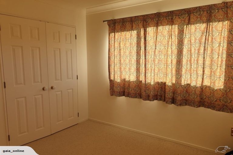 Photo of property in 47 Lagoon Way, West Harbour, Auckland, 0618