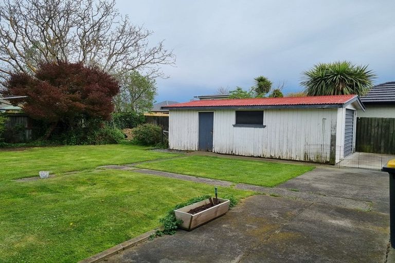 Photo of property in 223 Mairehau Road, Burwood, Christchurch, 8083
