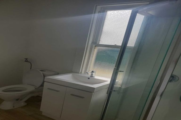 Photo of property in 9 Vogel Street, Mount Victoria, Wellington, 6011