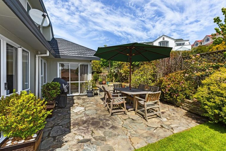 Photo of property in 9 Lanyon Place, Whitby, Porirua, 5024