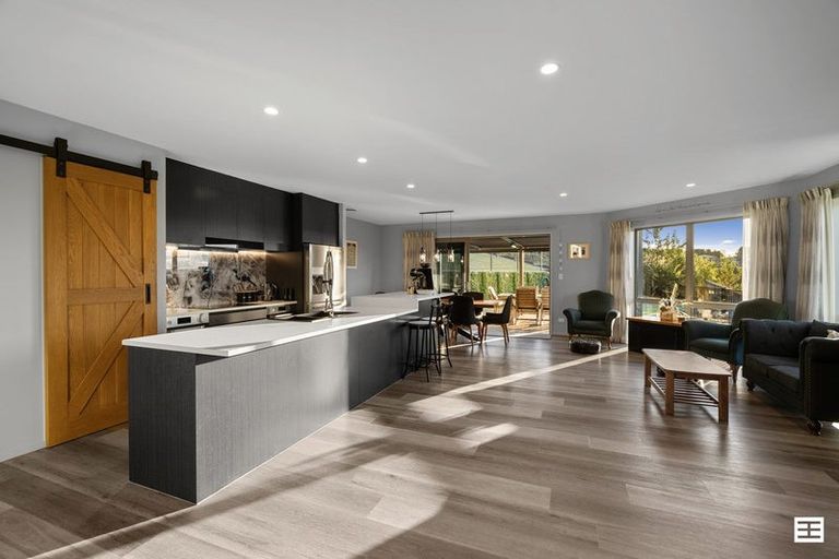 Photo of property in 10 Kissling Terrace, Pyes Pa, Tauranga, 3112