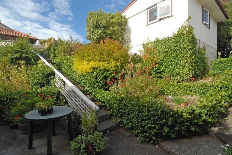 Photo of property in 28 George Street, Hospital Hill, Napier, 4110