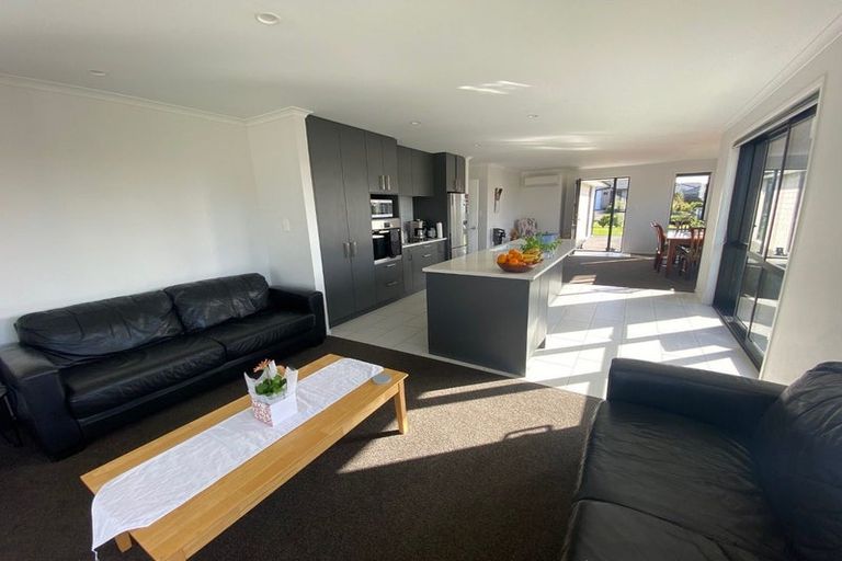 Photo of property in 41 Bert Wall Drive, Omokoroa, 3114