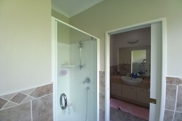 Photo of property in 25 Northwood Avenue, Albany, Auckland, 0632