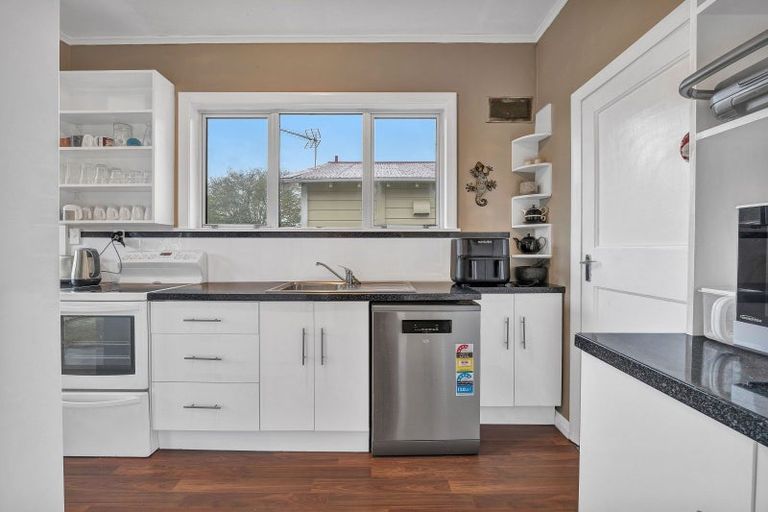 Photo of property in 7 Percy Avenue, Stratford, 4332