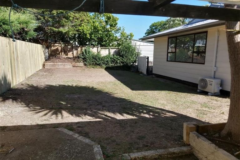 Photo of property in 2/7 Albertson Place, Manurewa, Auckland, 2102