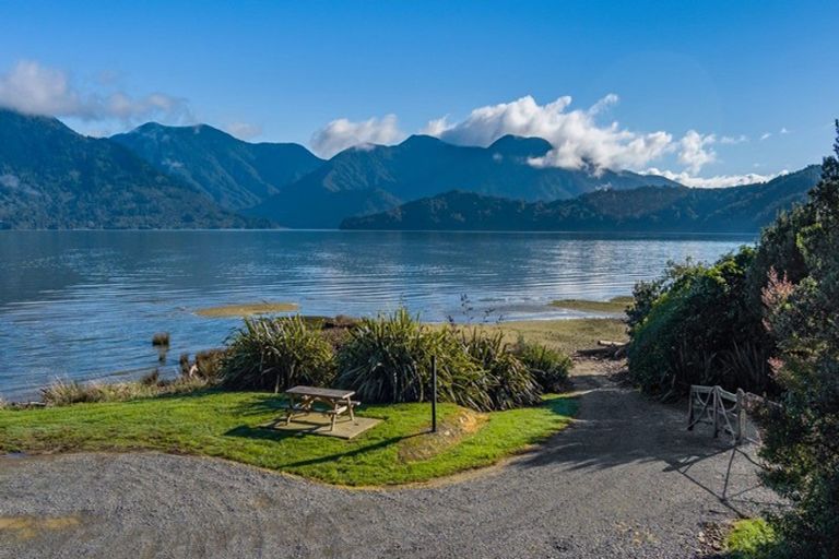 Photo of property in 734 Kenepuru Road, Mahau Sound, Marlborough Sounds, 7282