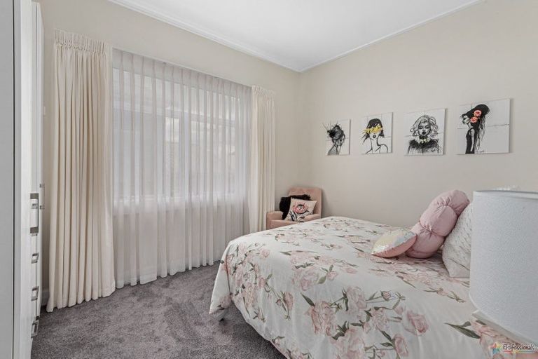 Photo of property in 16 Zealandia Street, Kensington, Whangarei, 0112