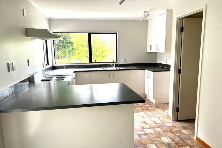 Photo of property in 1/57 Nigel Road, Browns Bay, Auckland, 0630