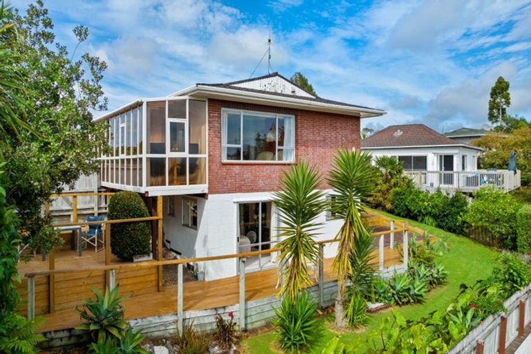 Photo of property in 1/207 Glamorgan Drive, Torbay, Auckland, 0630