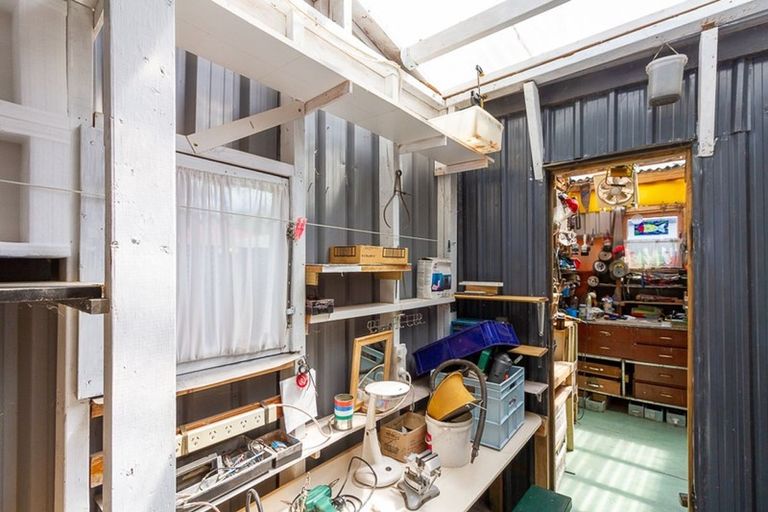 Photo of property in 20 Lyndhurst Street, Takaro, Palmerston North, 4412