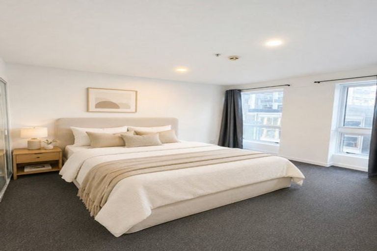 Photo of property in Terrace Heights Apartments, 5e/163 The Terrace, Wellington Central, Wellington, 6011