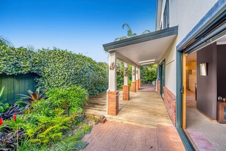 Photo of property in 71a Bay Street, Red Beach, 0932