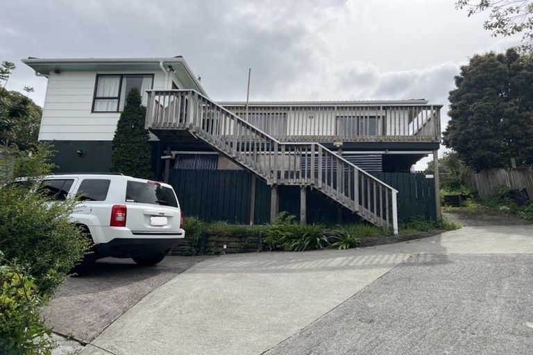 Photo of property in 18 Panzic Place, Glen Eden, Auckland, 0602