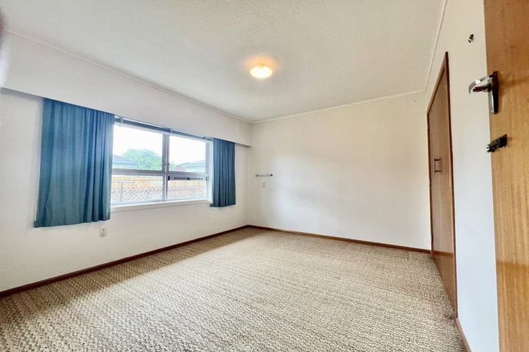 Photo of property in 1051 Heaphy Terrace, Fairfield, Hamilton, 3214