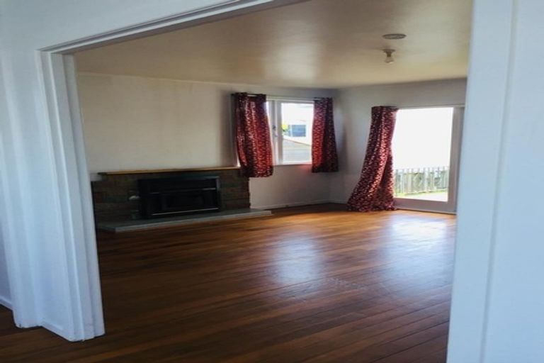 Photo of property in 339 Main Road, Huapai, Kumeu, 0810