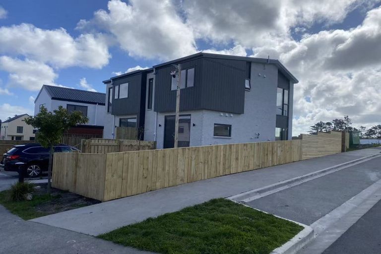 Photo of property in 4 Mahogany Street, Westgate, 0814