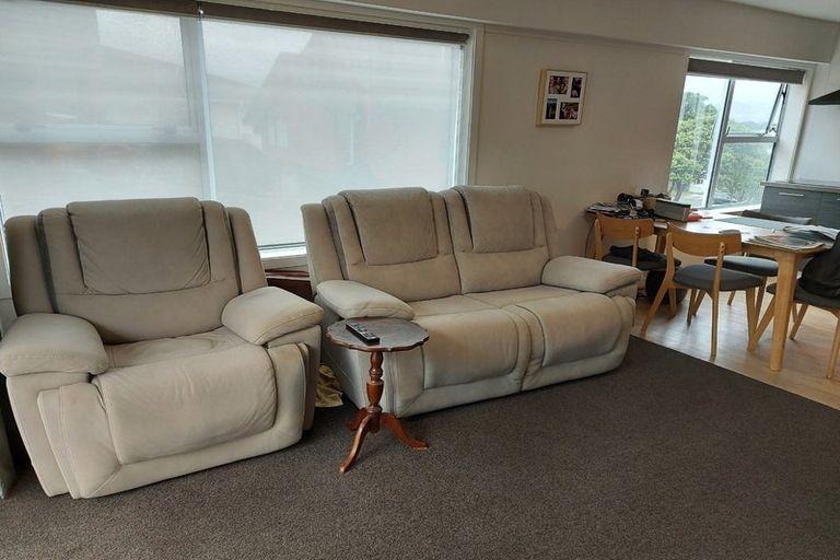 Photo of property in 8/32 Akaroa Drive, Maupuia, Wellington, 6022