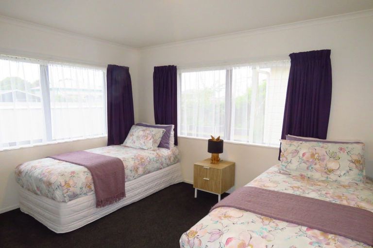 Photo of property in 33 Queen Street, Westport, 7825