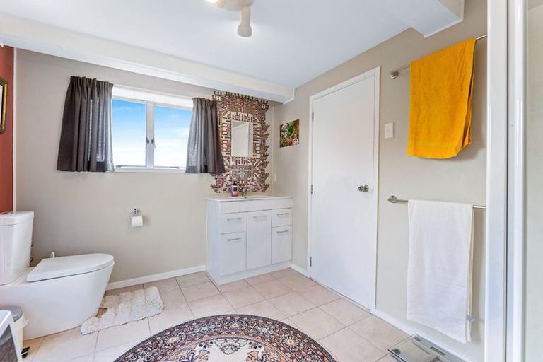 Photo of property in 1/207 Glamorgan Drive, Torbay, Auckland, 0630