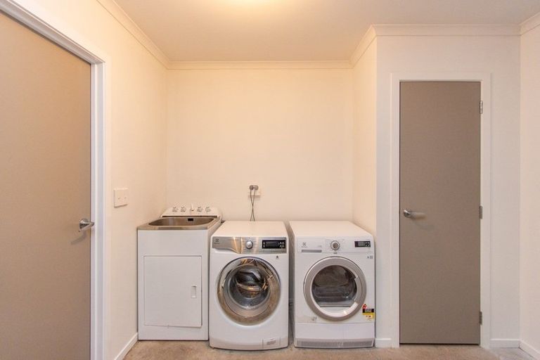 Photo of property in 52/64 Kawaha Point Road, Kawaha Point, Rotorua, 3010