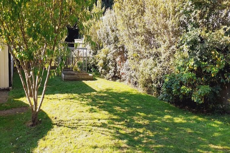 Photo of property in 12 Bonnington Street, Normanby, Dunedin, 9010