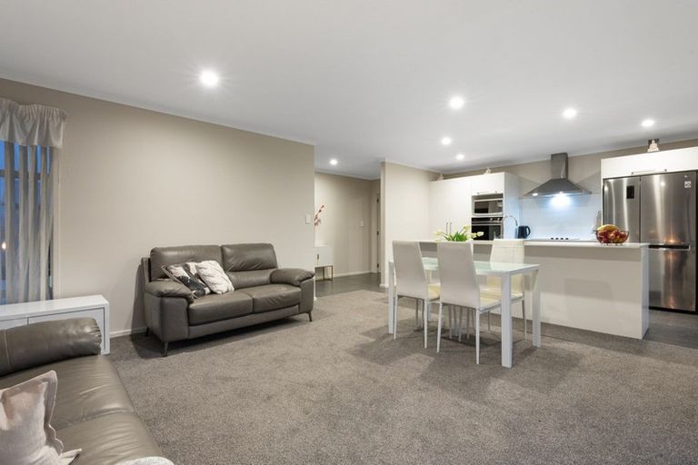 Photo of property in 20 Rotomanu Place, Pyes Pa, Tauranga, 3112