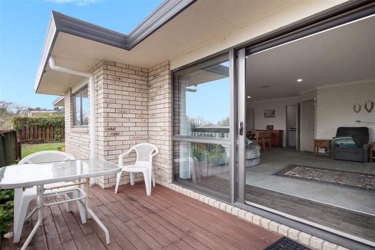 Photo of property in 2 Dowman Place, Te Puke, 3119