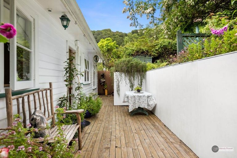Photo of property in 6 Puriri Street, Wainuiomata, Lower Hutt, 5014