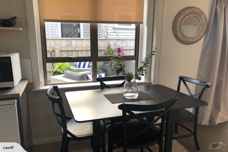 Photo of property in 8 Chard Street, Westown, New Plymouth, 4310