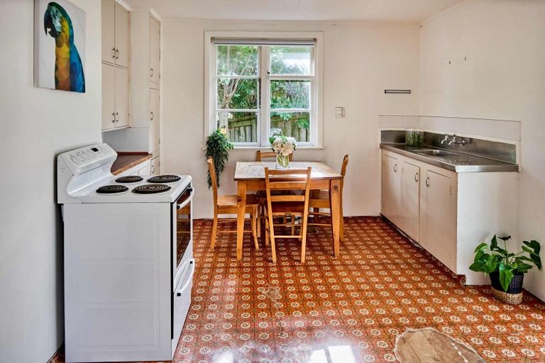 Photo of property in 62 Dimock Street, Titahi Bay, Porirua, 5022