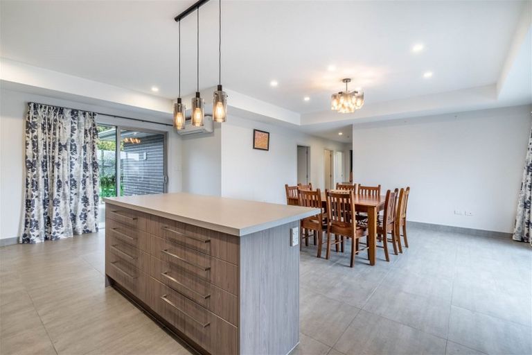 Photo of property in 14 Mary Street, Gore, 9710