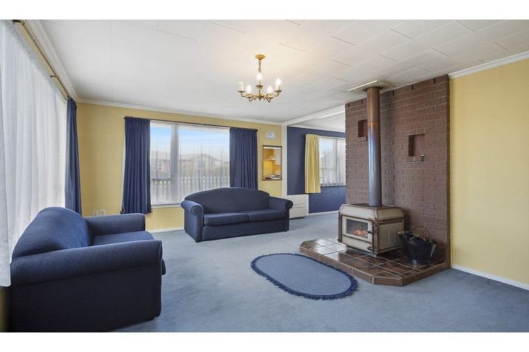 Photo of property in 56 Highfield Terrace, Newfield, Invercargill, 9812