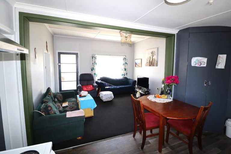 Photo of property in 35 Usk Street, Oamaru, 9400